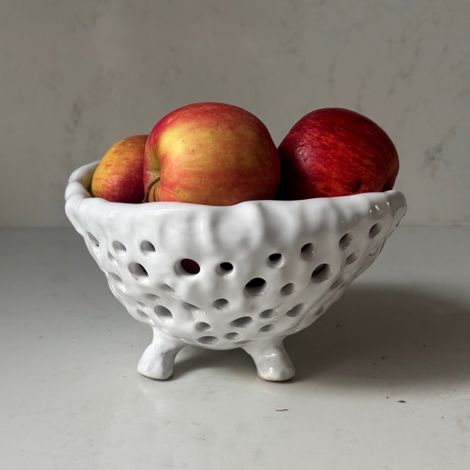 A. Mills Clay Colanders